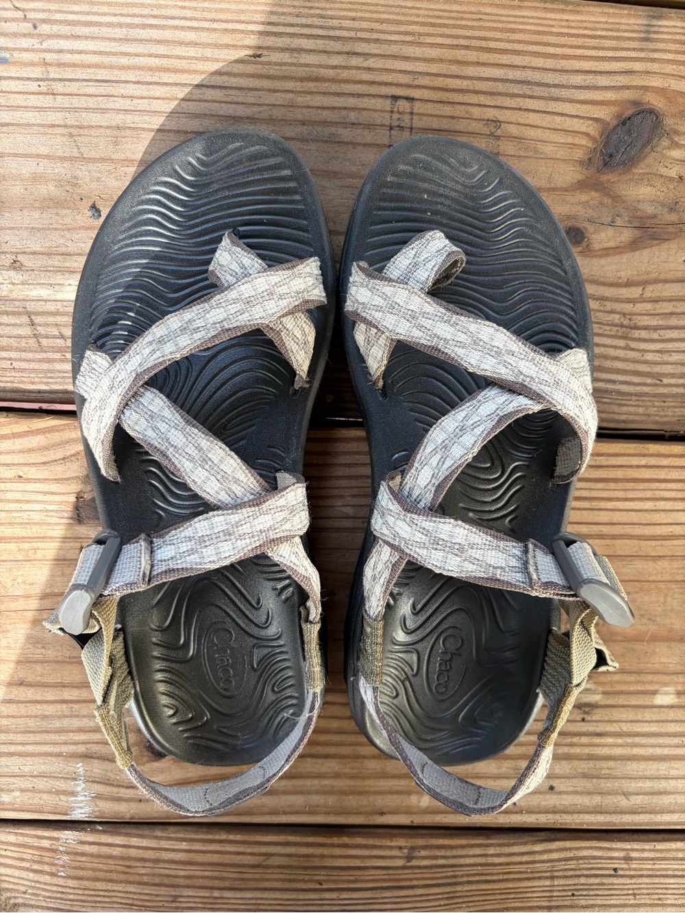 Chaco ZX/2 Women’s Size 8 Sport Sandals Toe Loop Tan Brown Geometric Hiking